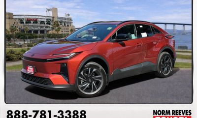 2026 Toyota C-HR SE