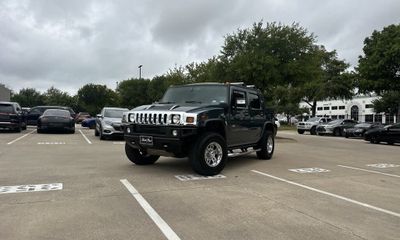 2005 Hummer H2 Base