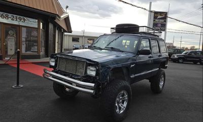 1998 Jeep Cherokee Sport Classic
