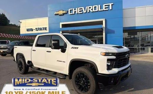 2025 Chevrolet Silverado HD Custom