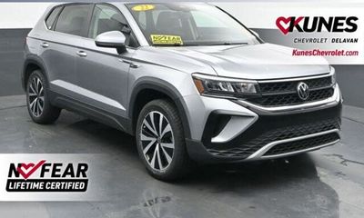 2022 Volkswagen Taos 4Motion SE