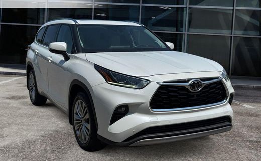 2022 Toyota Highlander Platinum