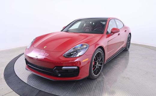 2020 Porsche Panamera GTS