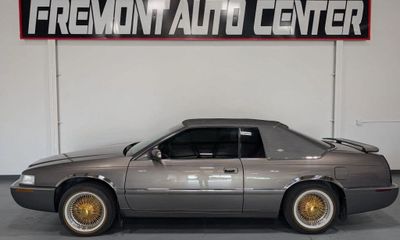 1999 Cadillac Eldorado Base