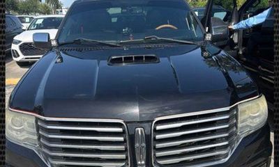 2016 Lincoln Navigator Select