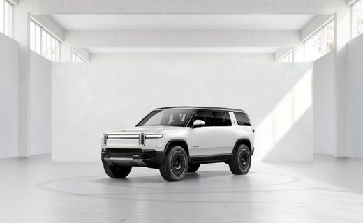 2026 Rivian R1S Adventure