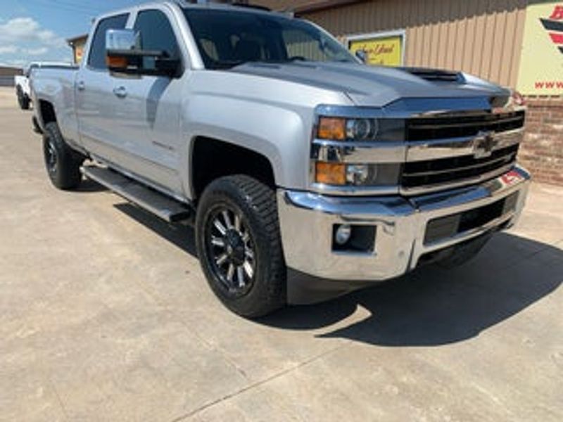 2019 Chevrolet Silverado 2500hd — a typically priced live listing
