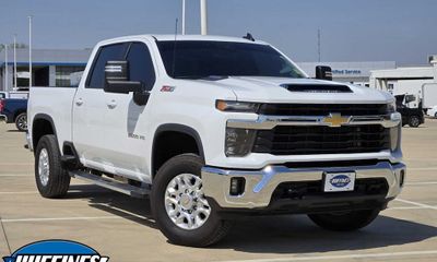 2025 Chevrolet Silverado HD LT