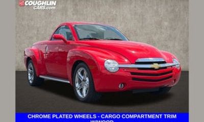 2004 Chevrolet SSR LS