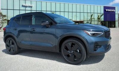 2026 Volvo XC40 Ultra Black Edition