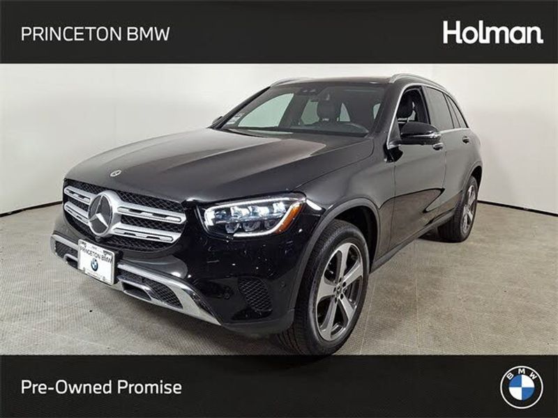 2022 Mercedes Benz Glc Class — a typically priced live listing