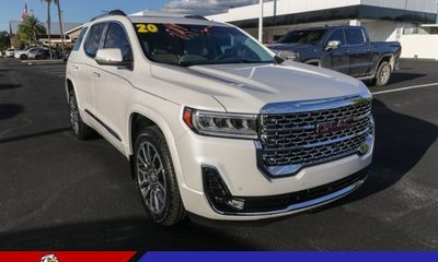 2020 GMC Acadia Denali