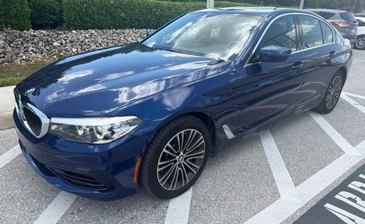 2020 BMW 530I