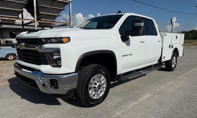 2024 Chevrolet Silverado HD LT