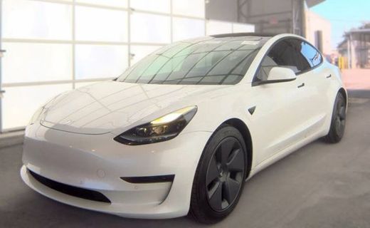 2021 Tesla Model 3 Standard Range Plus