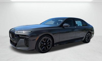 2026 BMW 740i