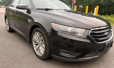 2015 Ford Taurus Limited