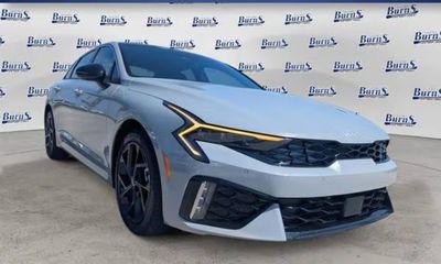 2026 Kia K5