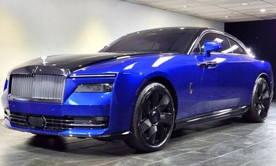 2024 Rolls-Royce Spectre RR