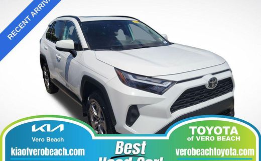 2024 Toyota RAV4 XLE