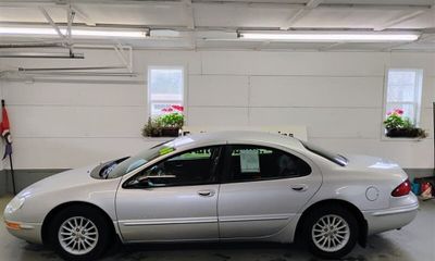 2000 Chrysler Concorde LXI