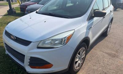 2013 Ford Escape S