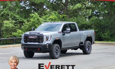 2024 GMC Sierra HD AT4X