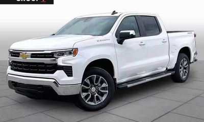 2026 Chevrolet Silverado LT