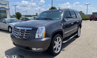 2010 Cadillac Escalade Premium