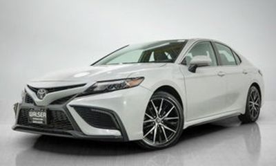 2022 Toyota Camry SE