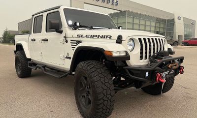 2021 Jeep Gladiator Sport