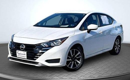 2023 Nissan Versa SV