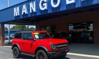 2024 Ford Bronco Black Diamond