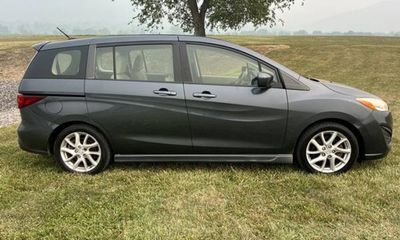 2012 Mazda MAZDA5 Touring GS