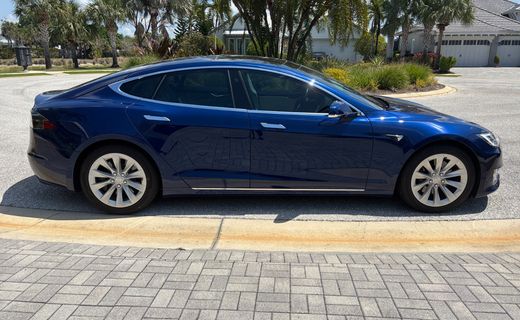 2017 Tesla Model S