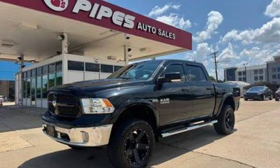 2015 Ram 1500 SLT