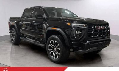 2023 GMC Canyon AT4