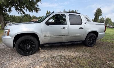 2013 Chevrolet Avalanche LTZ