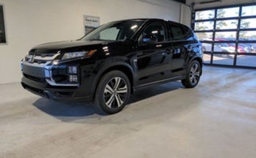 2026 Volvo XC40 Plus Dark