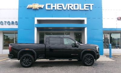 2024 GMC Sierra HD AT4