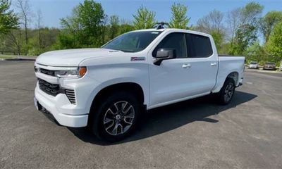 2023 Chevrolet Silverado RST