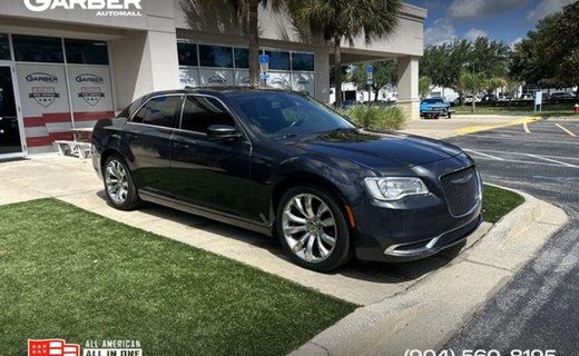 2019 Chrysler 300