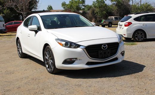 2018 Mazda MAZDA3 Touring