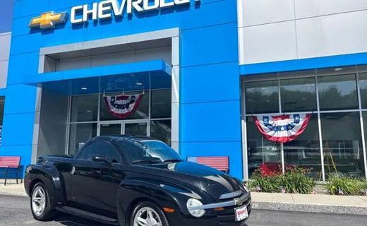 2004 Chevrolet SSR LS