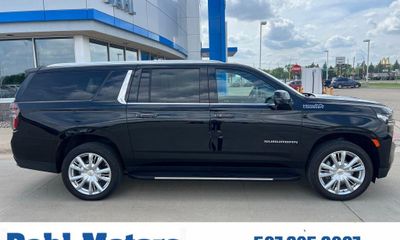 2024 Chevrolet Suburban High Country