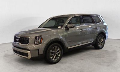 2024 Kia Telluride LX