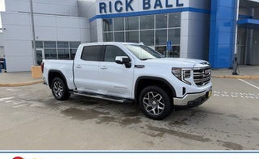 2026 GMC Sierra SLT