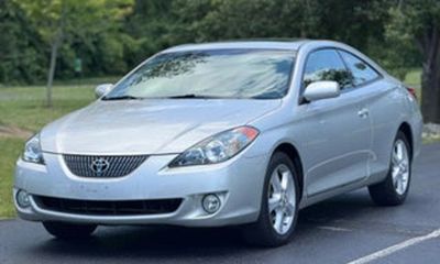 2005 Toyota Camry Solara SE Coupe