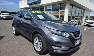 2022 Nissan Rogue Sport SV