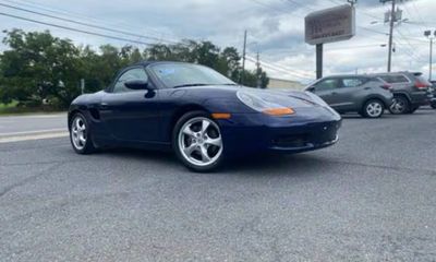 2002 Porsche Boxster Base